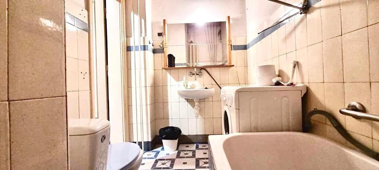 Apartament Studio Retro Next To The Market Square In Kraków Zewnętrze zdjęcie
